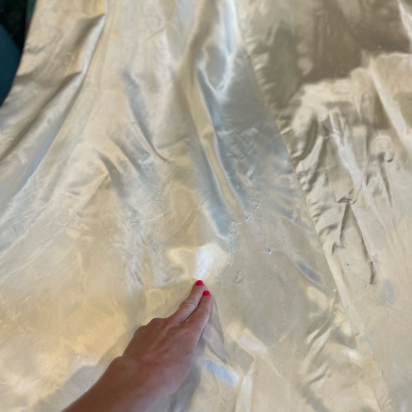 Antique 1930s Wedding Gown - Picture 16 of 17